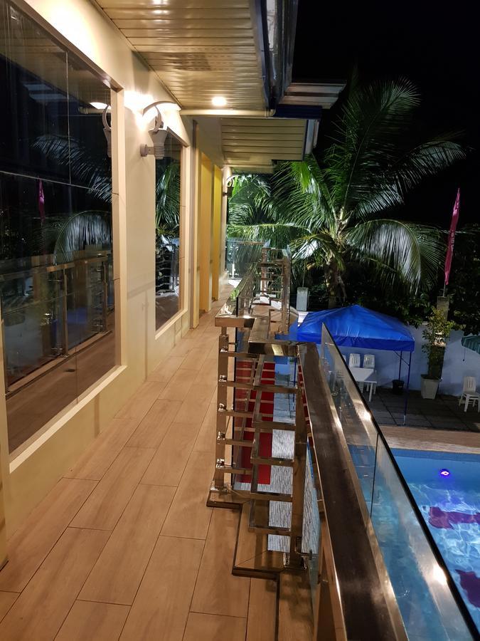 厄瓜尔多度假村 Calapan 外观 照片